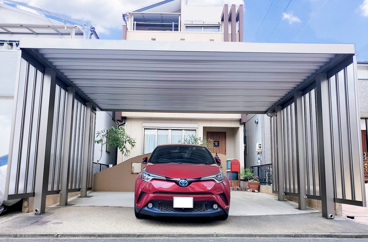 強度とデザインに優れたフルフラットカーポート 施工事例 愛知 名古屋の外構 エクステリア 造園緑化は 東邦ガスグループ 邦和グリーン 機能性を兼ね備えた デザインをご提供 強度とデザインに優れたフルフラットカーポート 施工事例 愛知 名古屋の外構 エクステリア 造園緑化は 東邦ガスグループ 邦和グリーン 機能性を兼ね備えた デザインをご提供